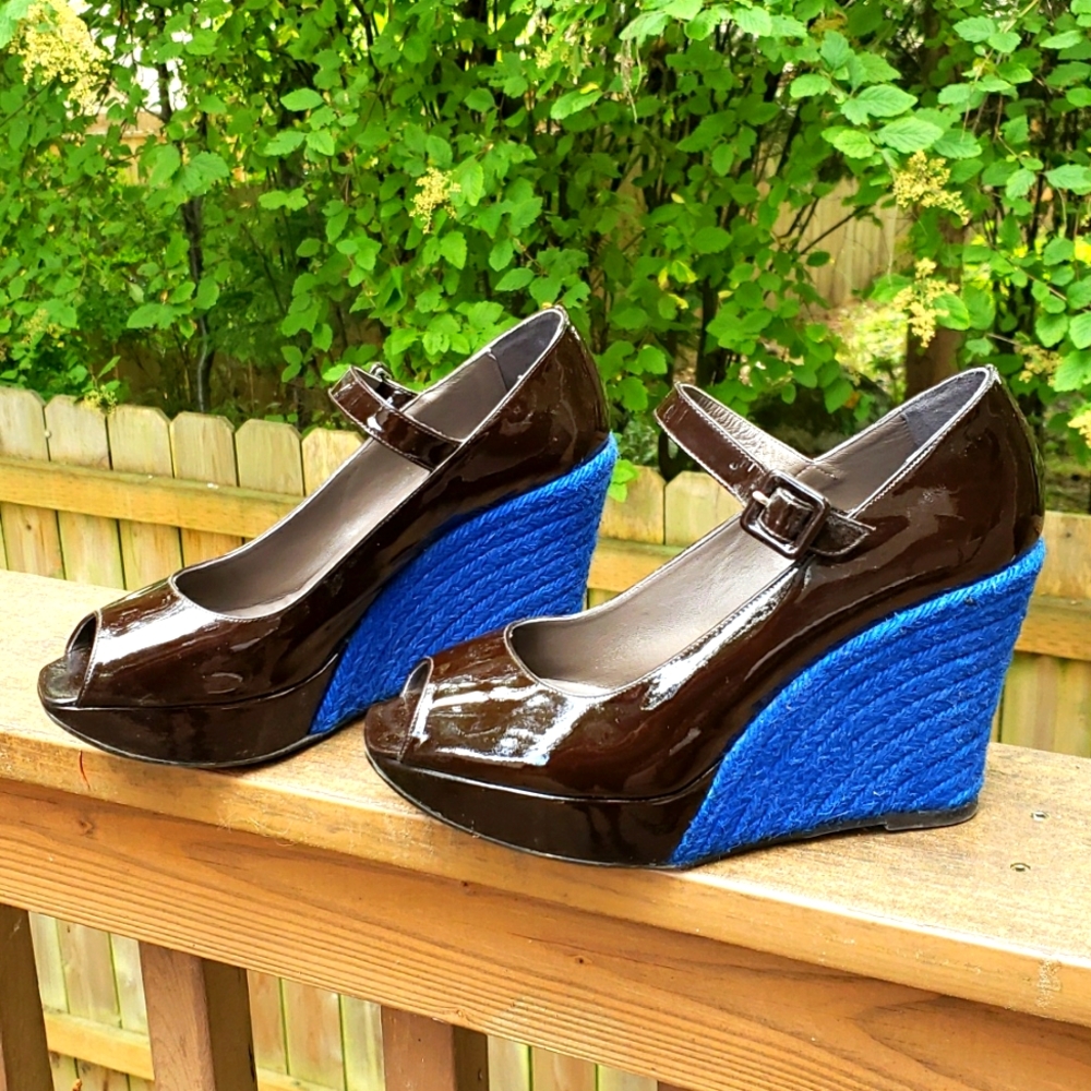 Espresso and royal blue espadrilles
